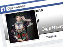 Ольга Навроцкая просыпается посреди ночи, чтобы зайти в  Facebook
