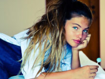 У 14 років стала найбільш високооплачуваною моделлю і знялася для «Teen Vogue»