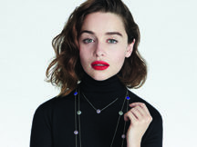 Емілія Кларк стала модним посланцем Дому Dior