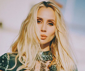 Loboda показала тверк на останньому місяці вагітності