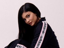 Кайлі Дженнер стала обличчям Adidas Originals